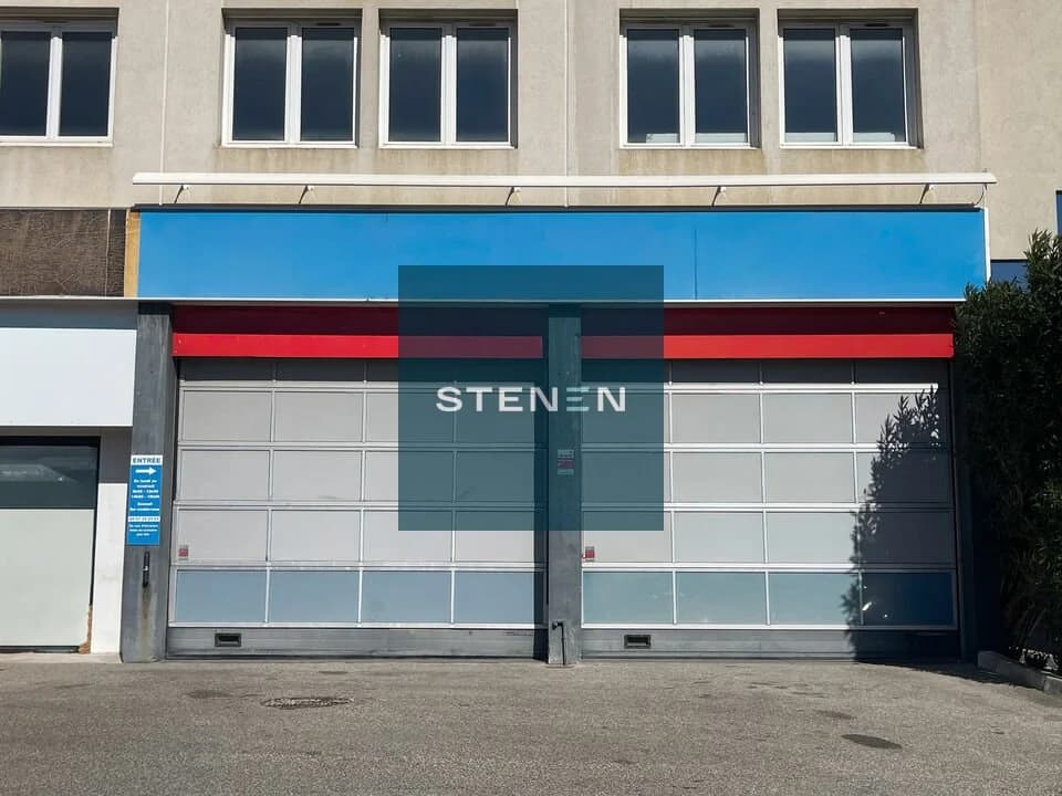 LOCAL D'ACTIVITE - ENTREPOT A LOUER DE 110 M&sup2;