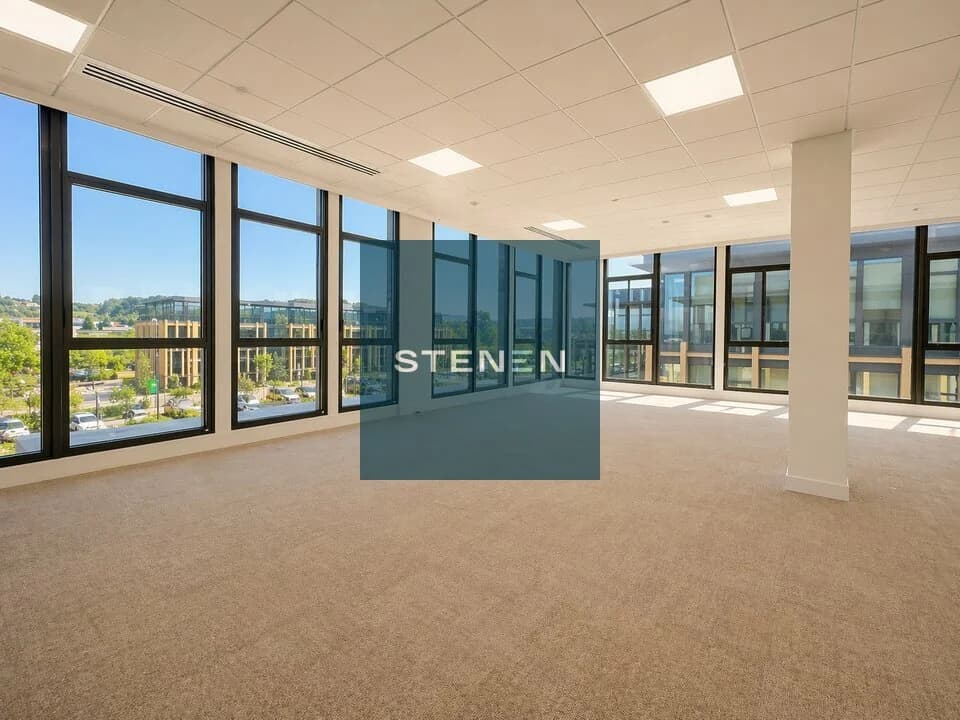 BUREAUX A LOUER DE 1 550 M&sup2; DIVISIBLES A PARTIR DE 516 M&sup2;