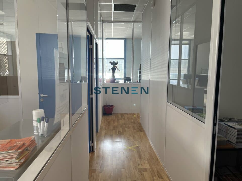 BUREAUX A LOUER DE 120 M&sup2;