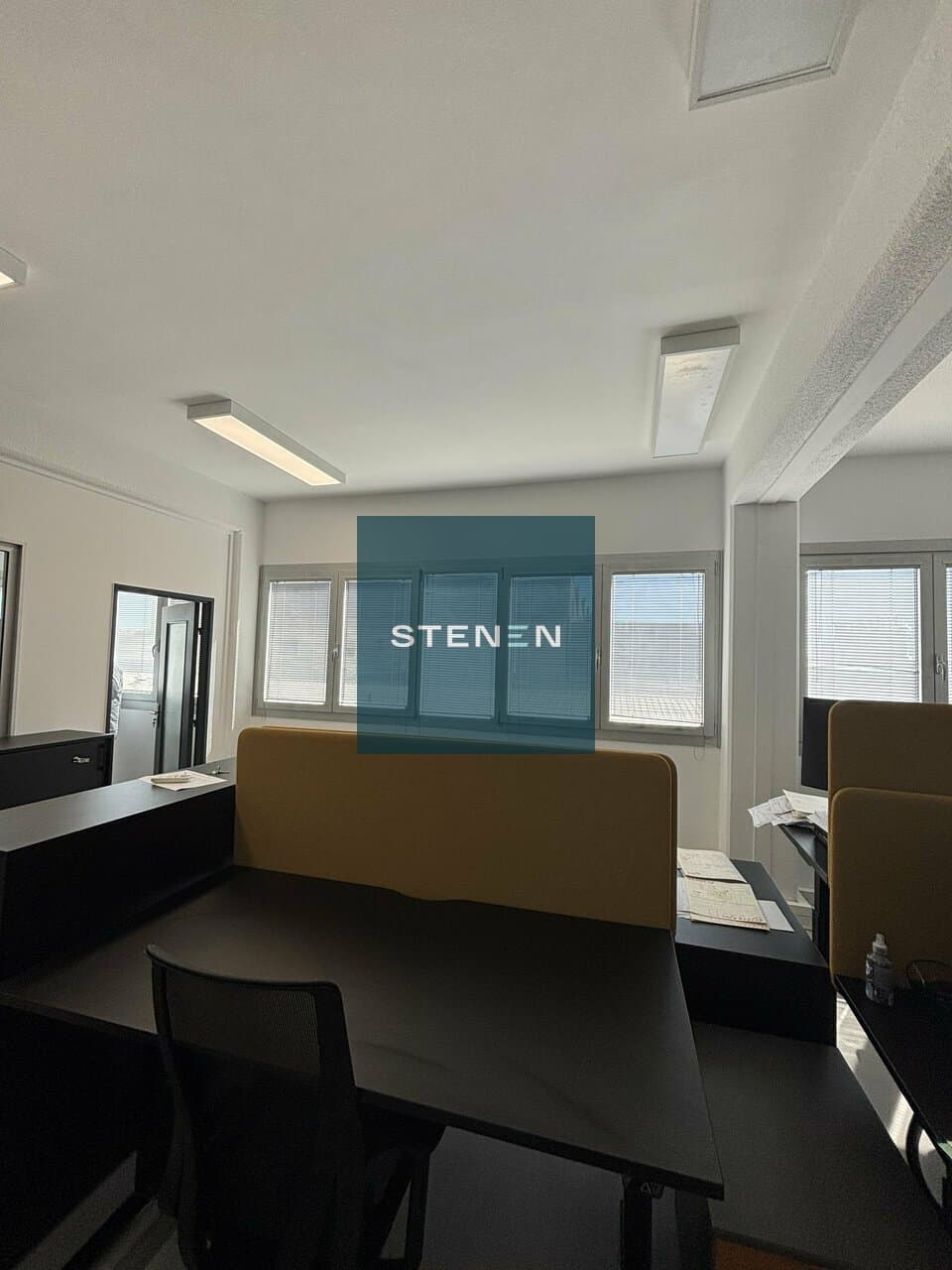 BUREAUX A LOUER DE 70 M&sup2;