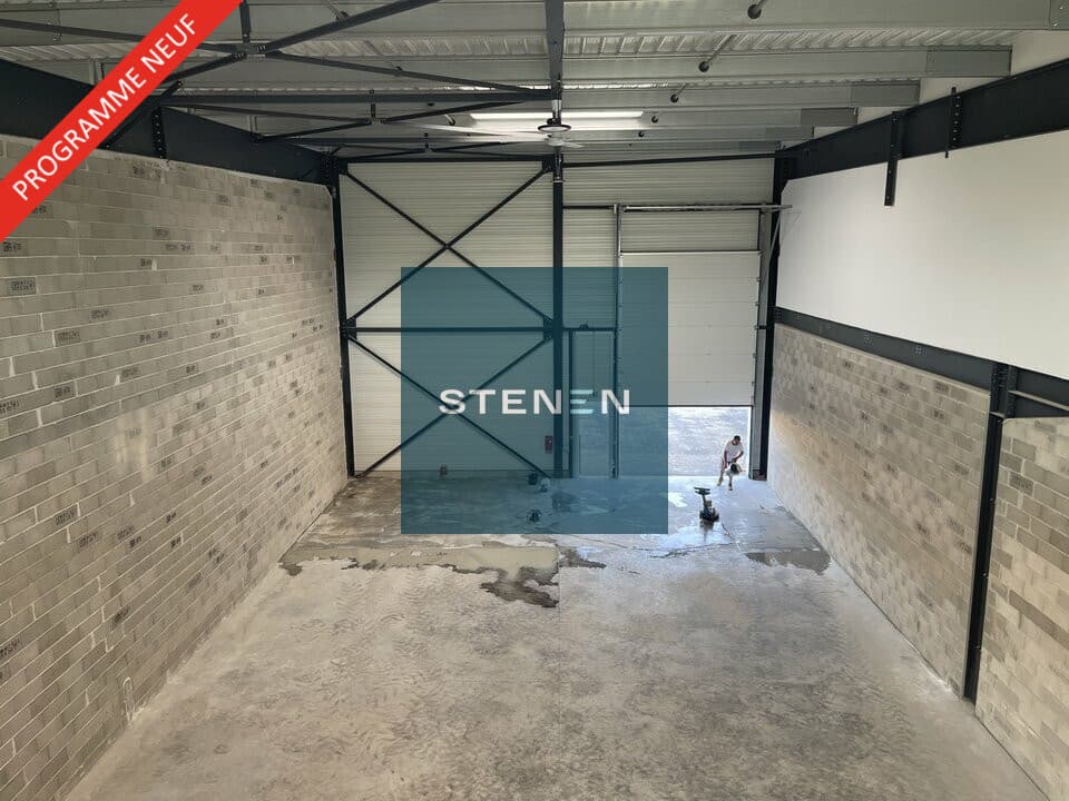 LOCAL D'ACTIVITÉ -  ENTREPOT  A VENDRE DE 461 M&sup2;