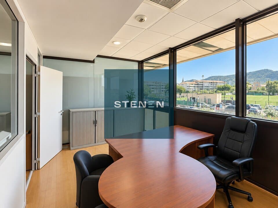 BUREAUX A LOUER DE 53 M&sup2;