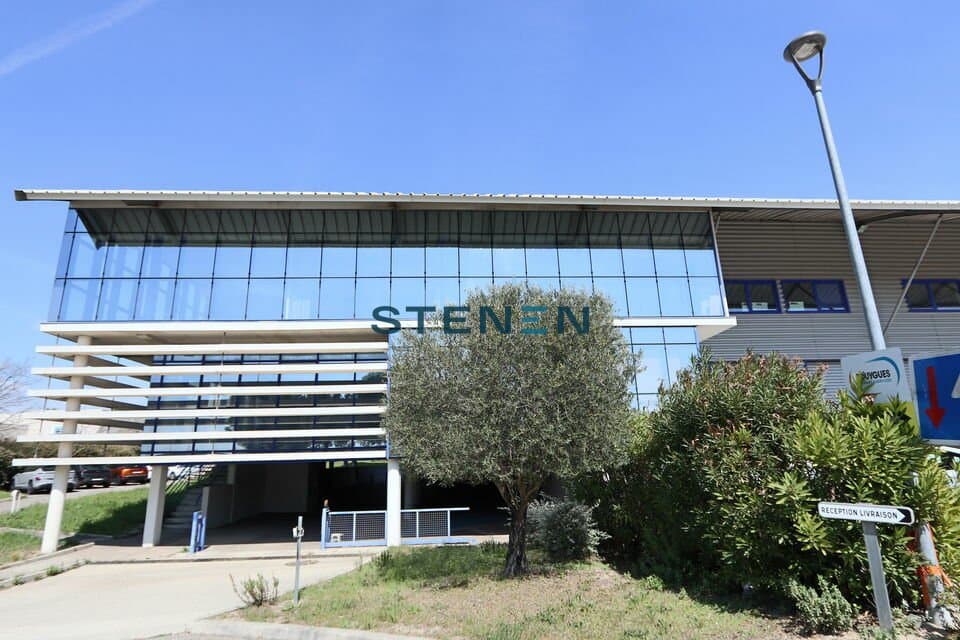 LOCAL D'ACTIVITE - ENTREPOT A LOUER DE 2 390 M&sup2;