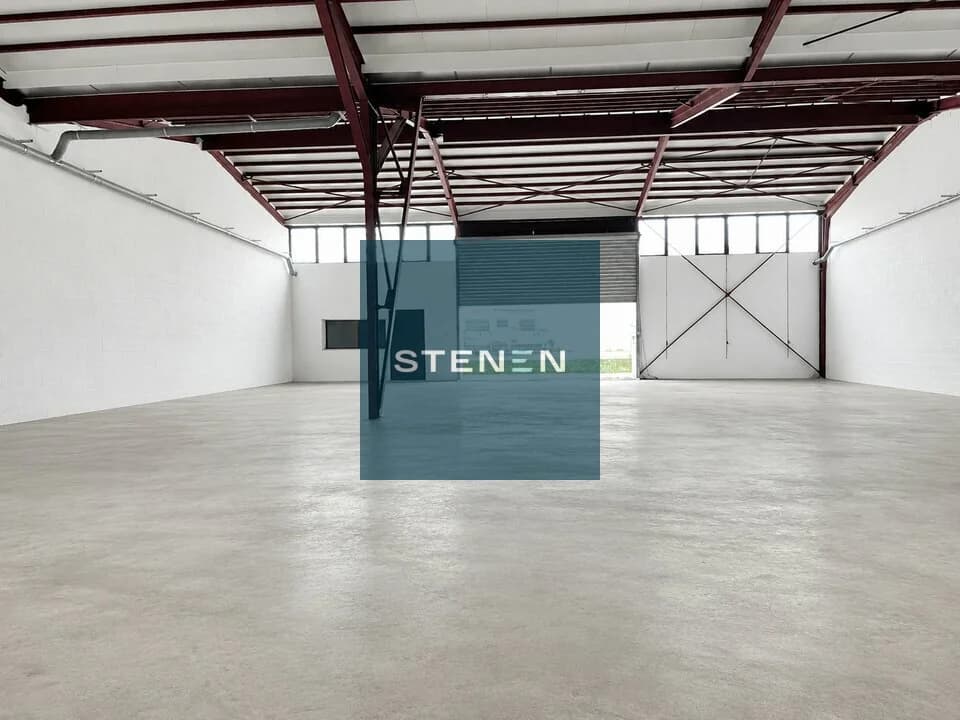 LOCAL D'ACTIVITE - ENTREPOT A LOUER DE 478 M²