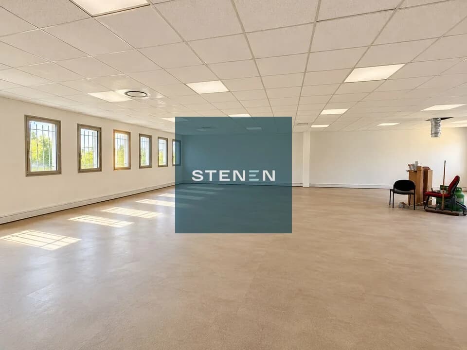 BUREAUX A LOUER DE 240 M² DIVISIBLES A PARTIR DE 110 M²